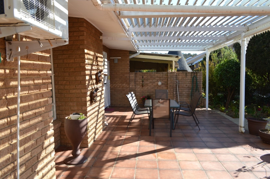 2 Bedroom Property for Sale in Oudorp North West